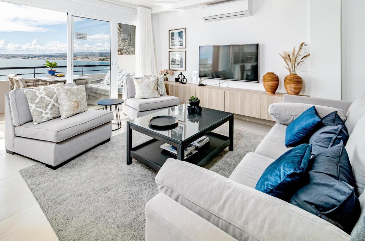 Cp - Modern Beachside Apartment In Естепона Екстериор снимка
