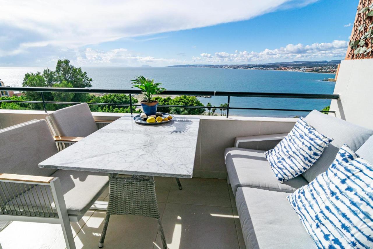 Cp - Modern Beachside Apartment In Естепона Екстериор снимка