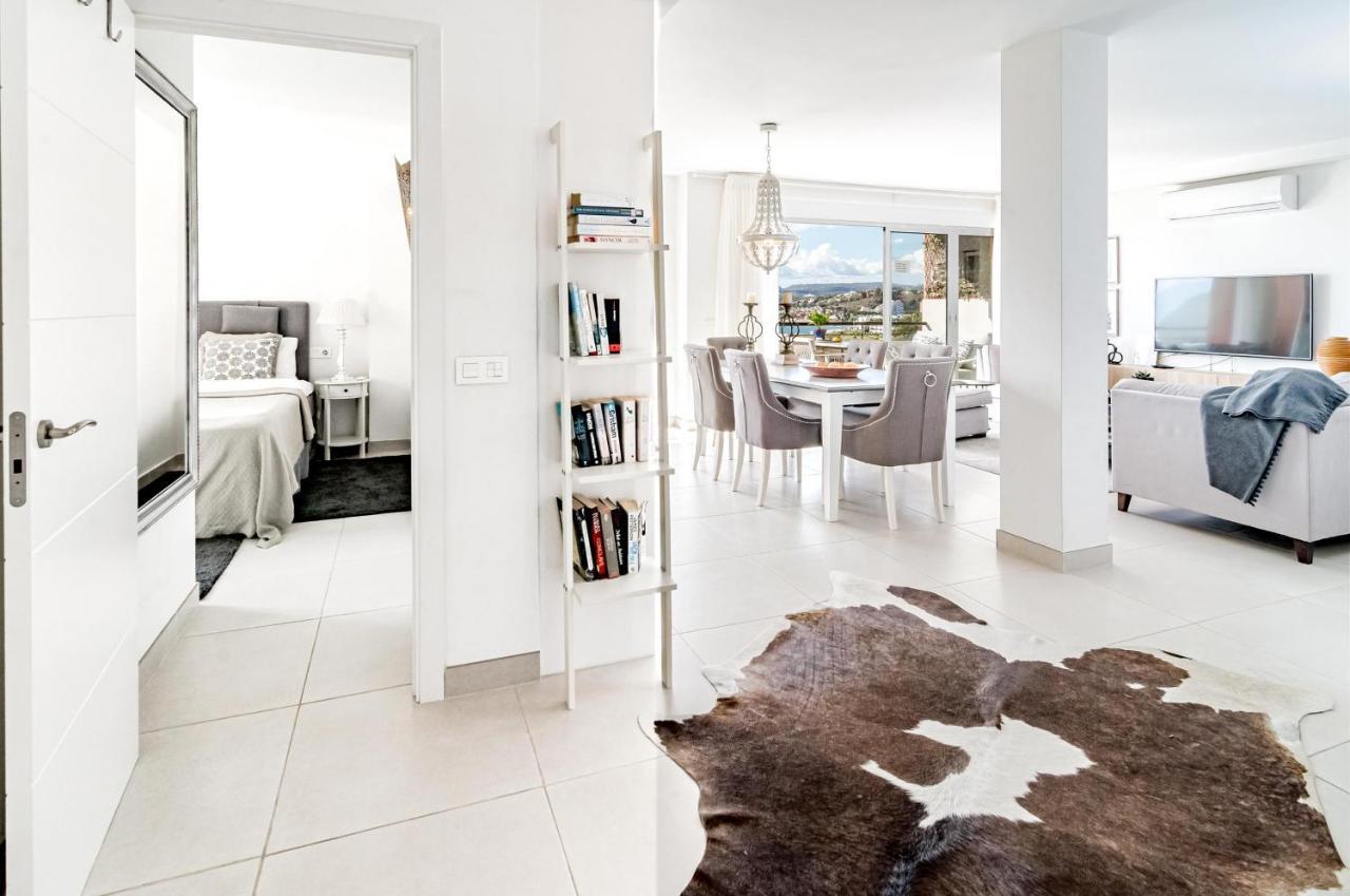 Cp - Modern Beachside Apartment In Естепона Екстериор снимка