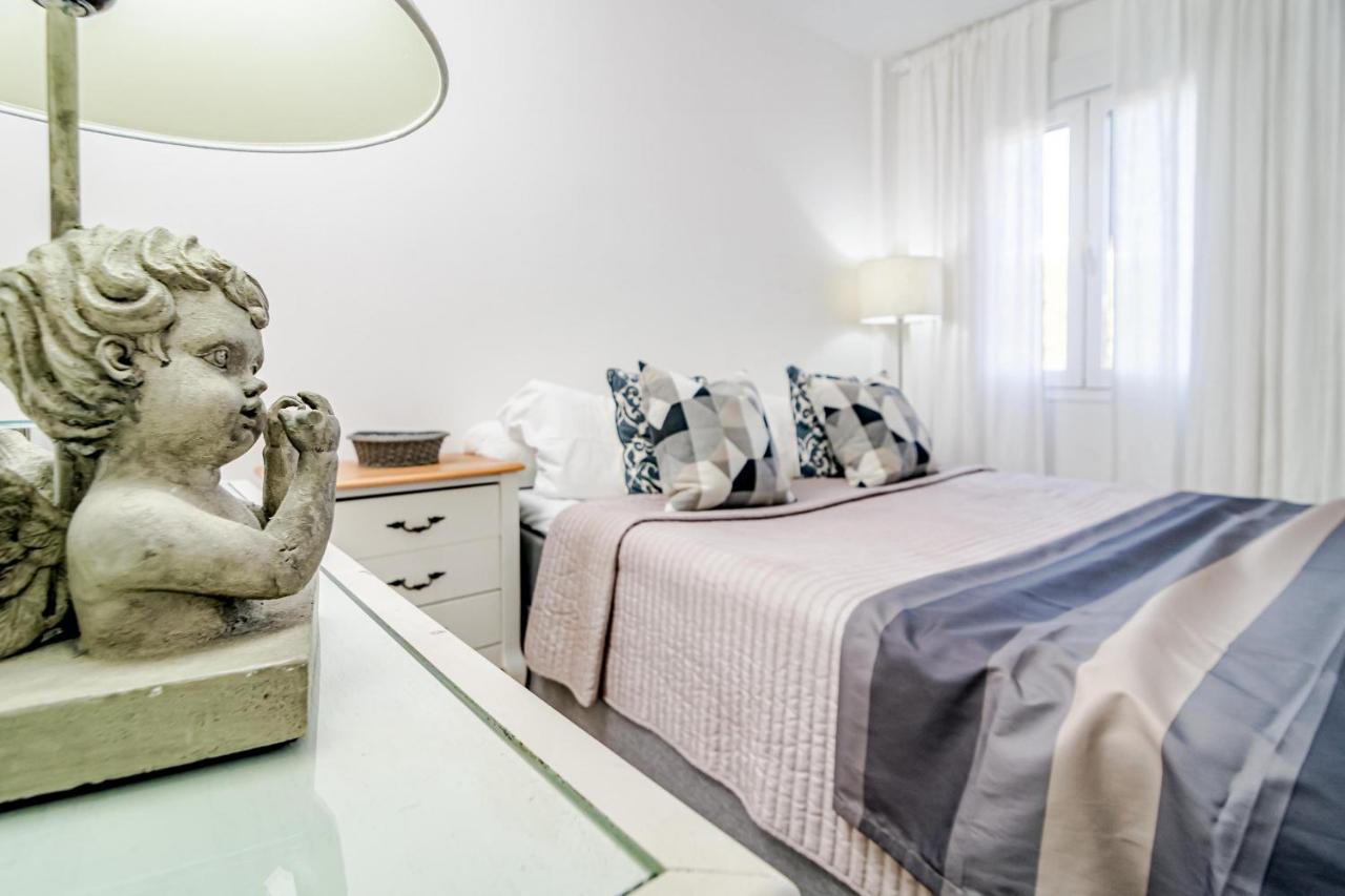 Cp - Modern Beachside Apartment In Естепона Екстериор снимка